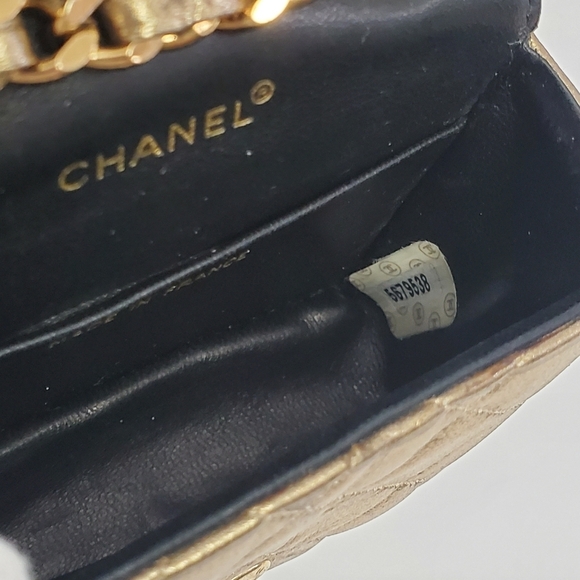 CHANEL Quilted Mini Flap Bag Charm Keychain Gold - Picture 10 of 13